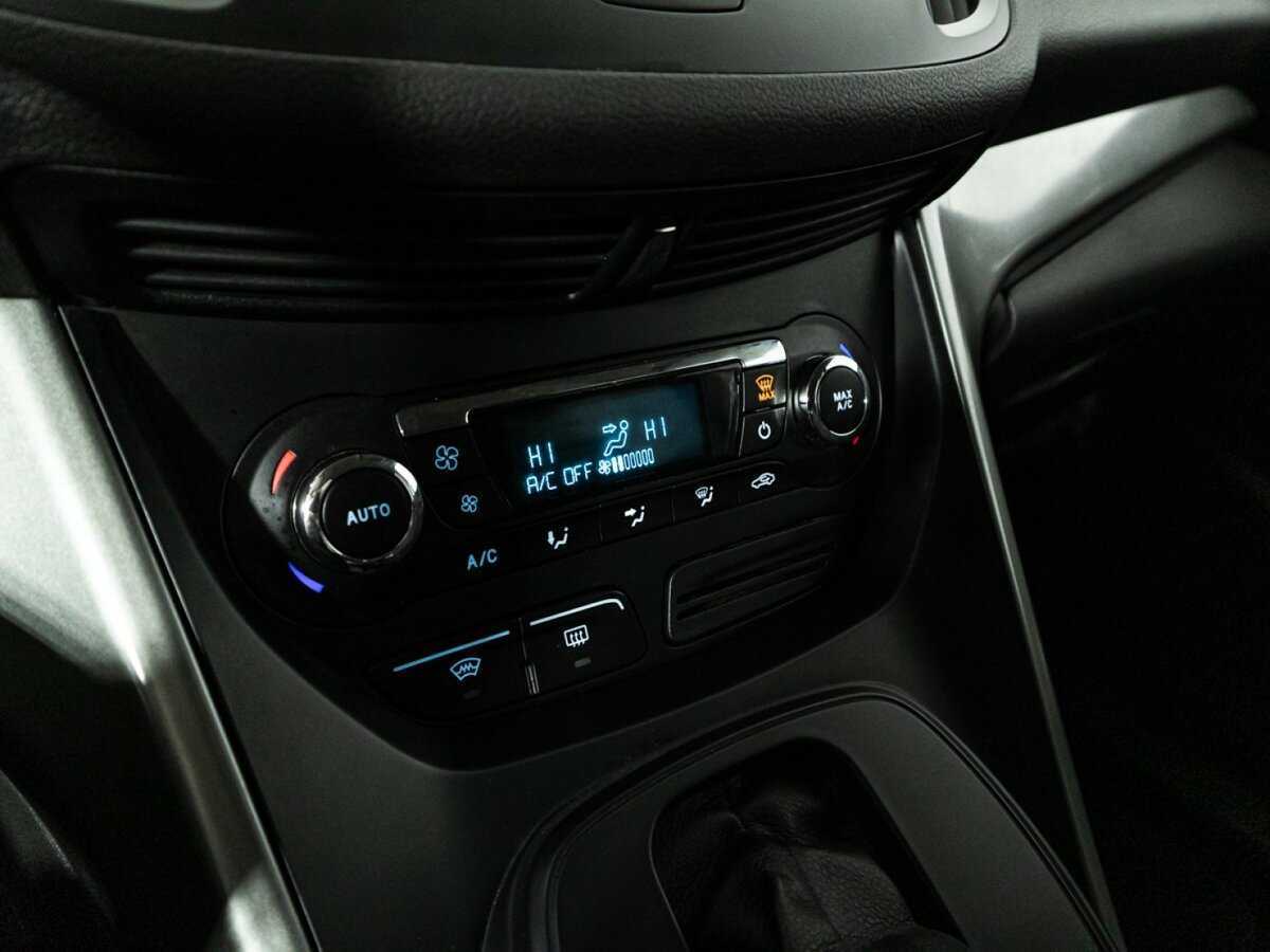 Ford Kuga 2015 года с пробегом. Фото: #16