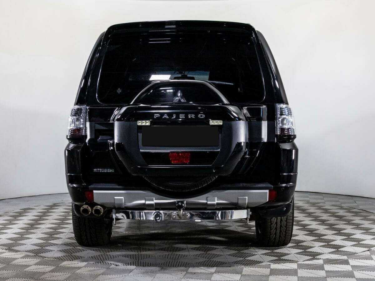Mitsubishi Pajero 2015 года с пробегом. Фото: #5