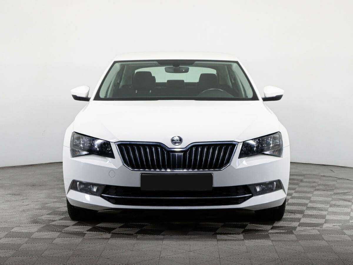 Skoda Superb 2016 года с пробегом. Фото: #1