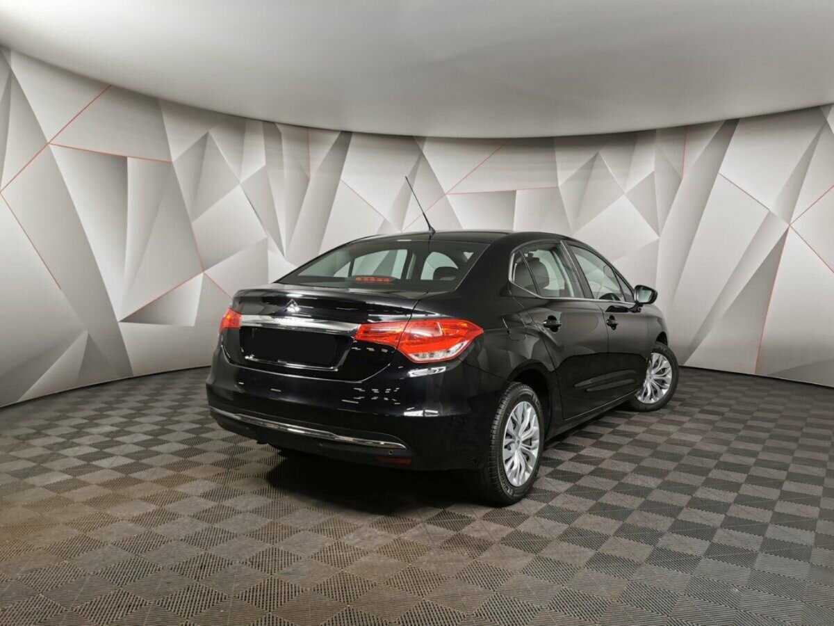 Citroen C4 2018 года с пробегом. Фото: #1