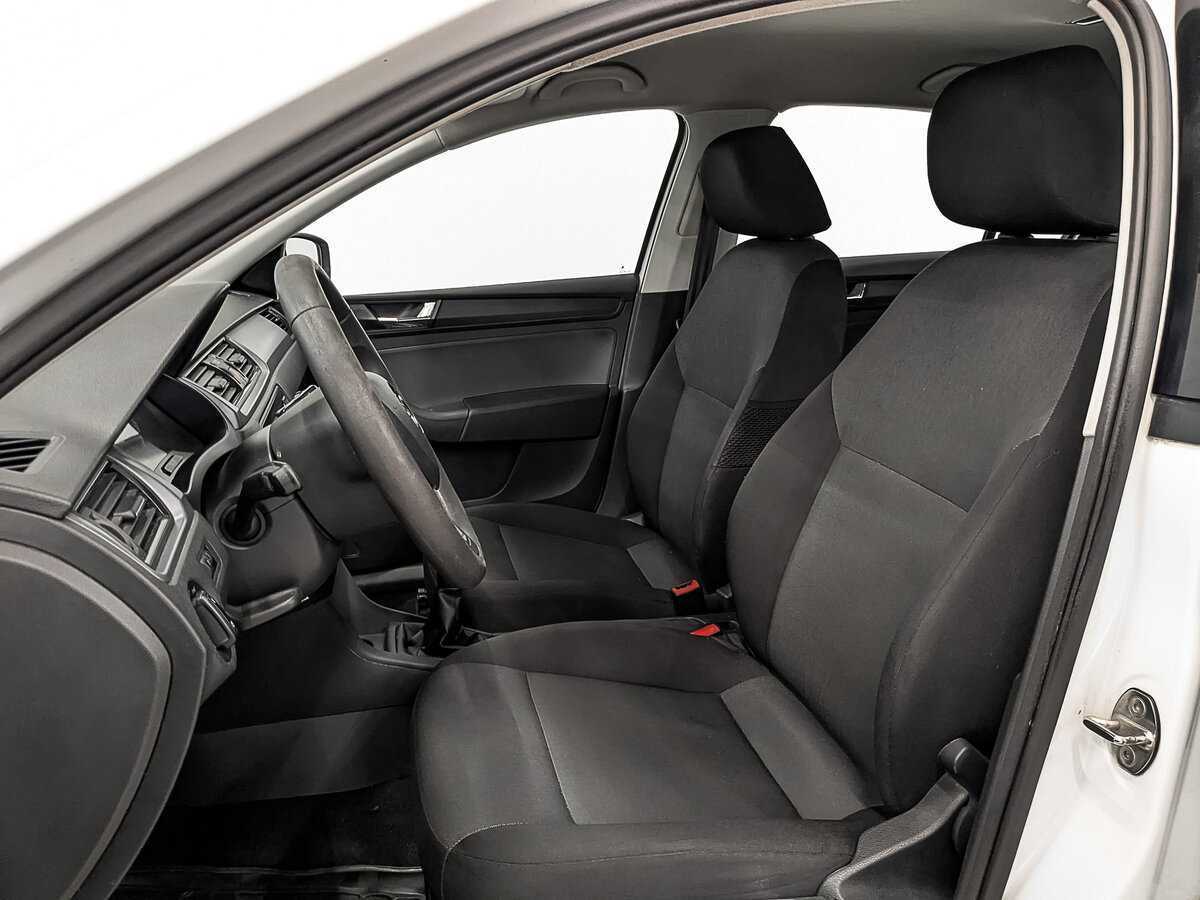 Skoda Rapid 2017 года с пробегом. Фото: #19