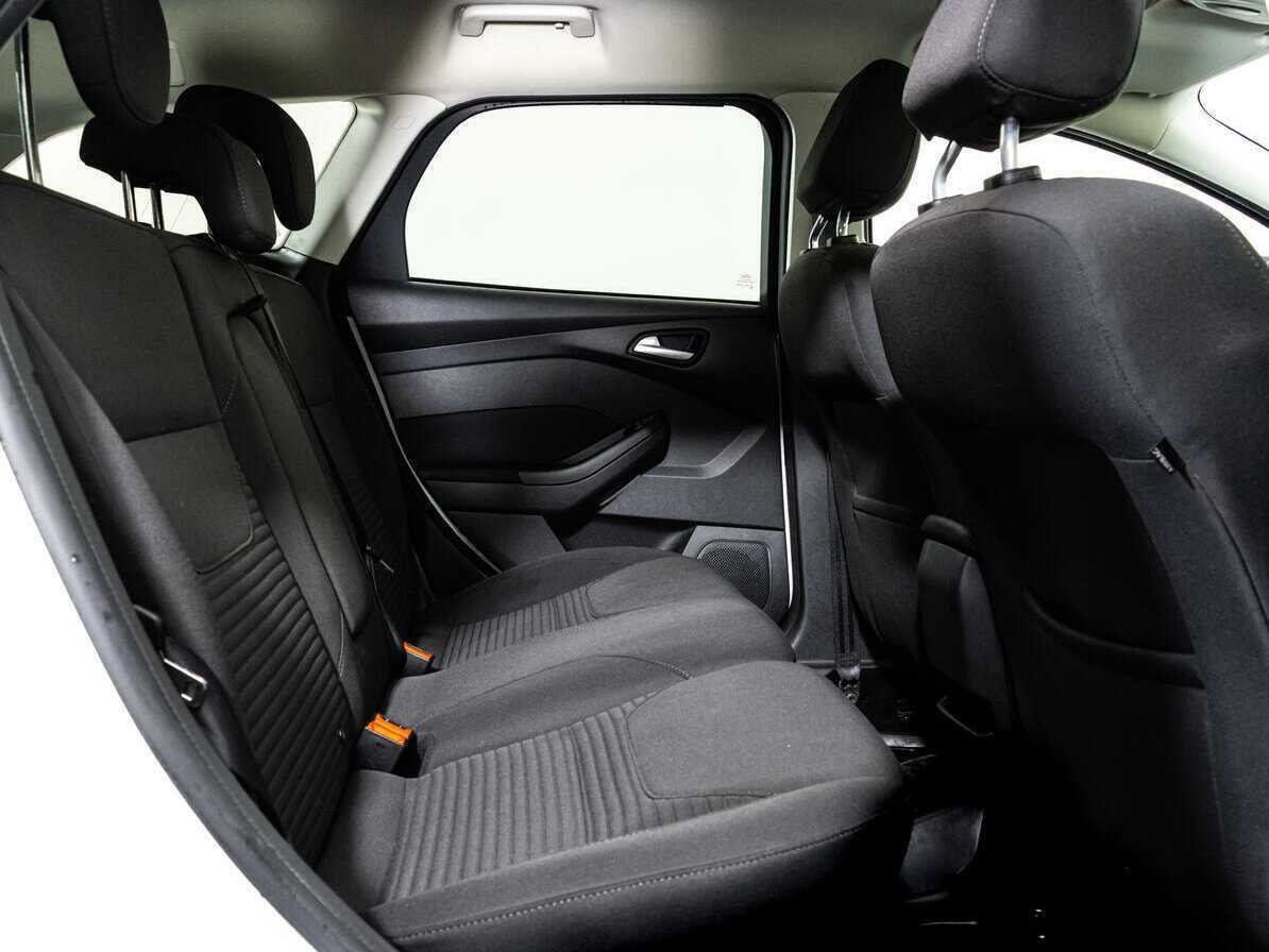 Ford Focus 2019 года с пробегом. Фото: #15