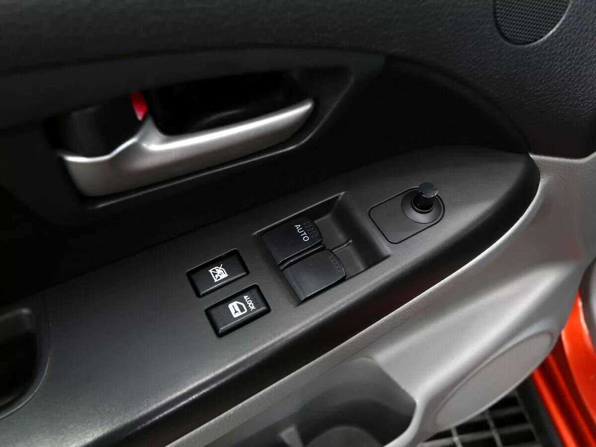 Suzuki SX4 2013 года с пробегом. Фото: #15
