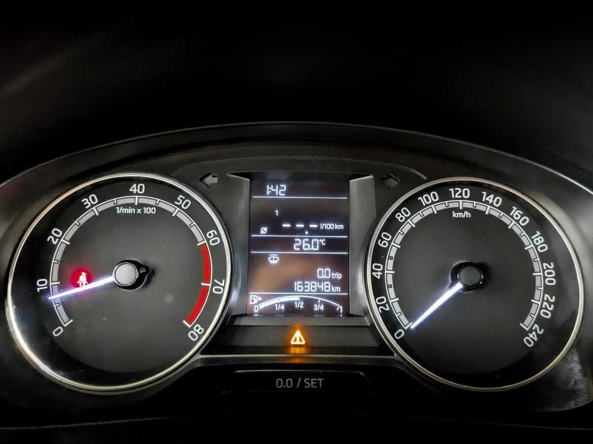 Skoda Rapid 2017 года с пробегом. Фото: #12