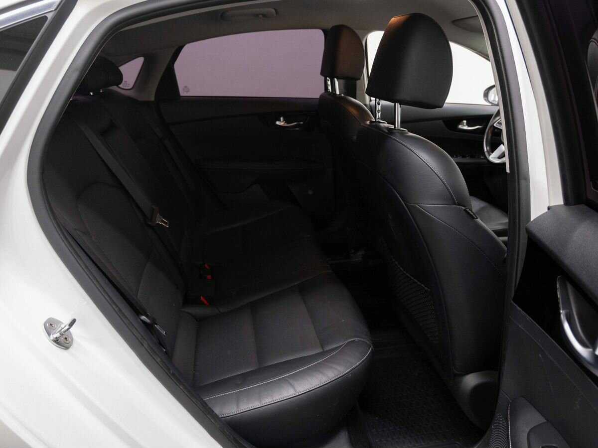 Kia Cerato 2018 года с пробегом. Фото: #9