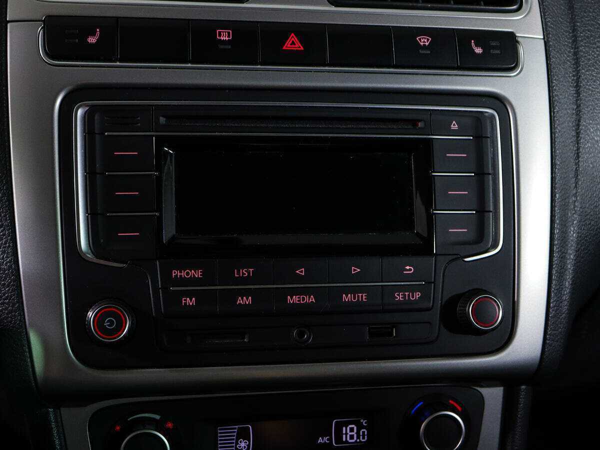 Volkswagen Polo 2017 года с пробегом. Фото: #17