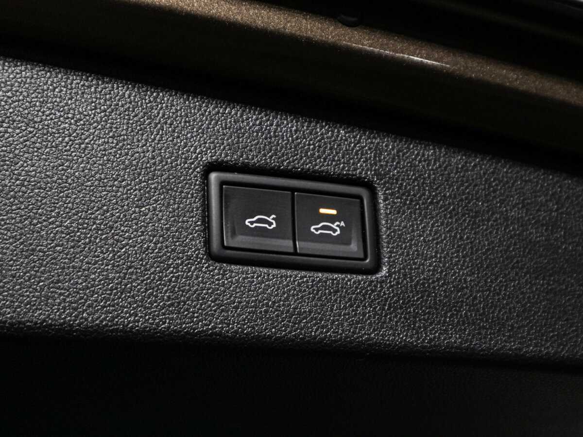 Volkswagen Tiguan 2018 года с пробегом. Фото: #15