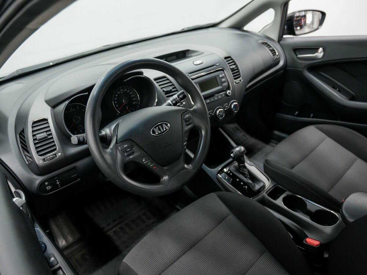 Kia Cerato 2018 года с пробегом. Фото: #12
