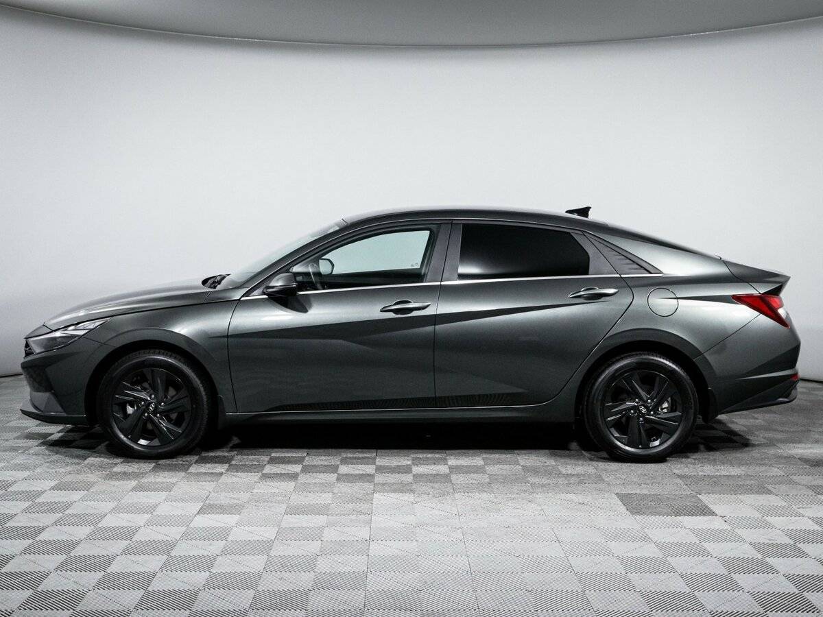 Hyundai Elantra 2021 года с пробегом. Фото: #7