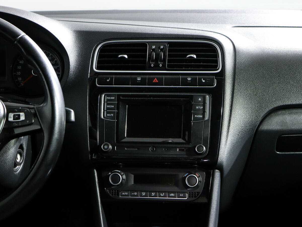 Volkswagen Polo 2017 года с пробегом. Фото: #12