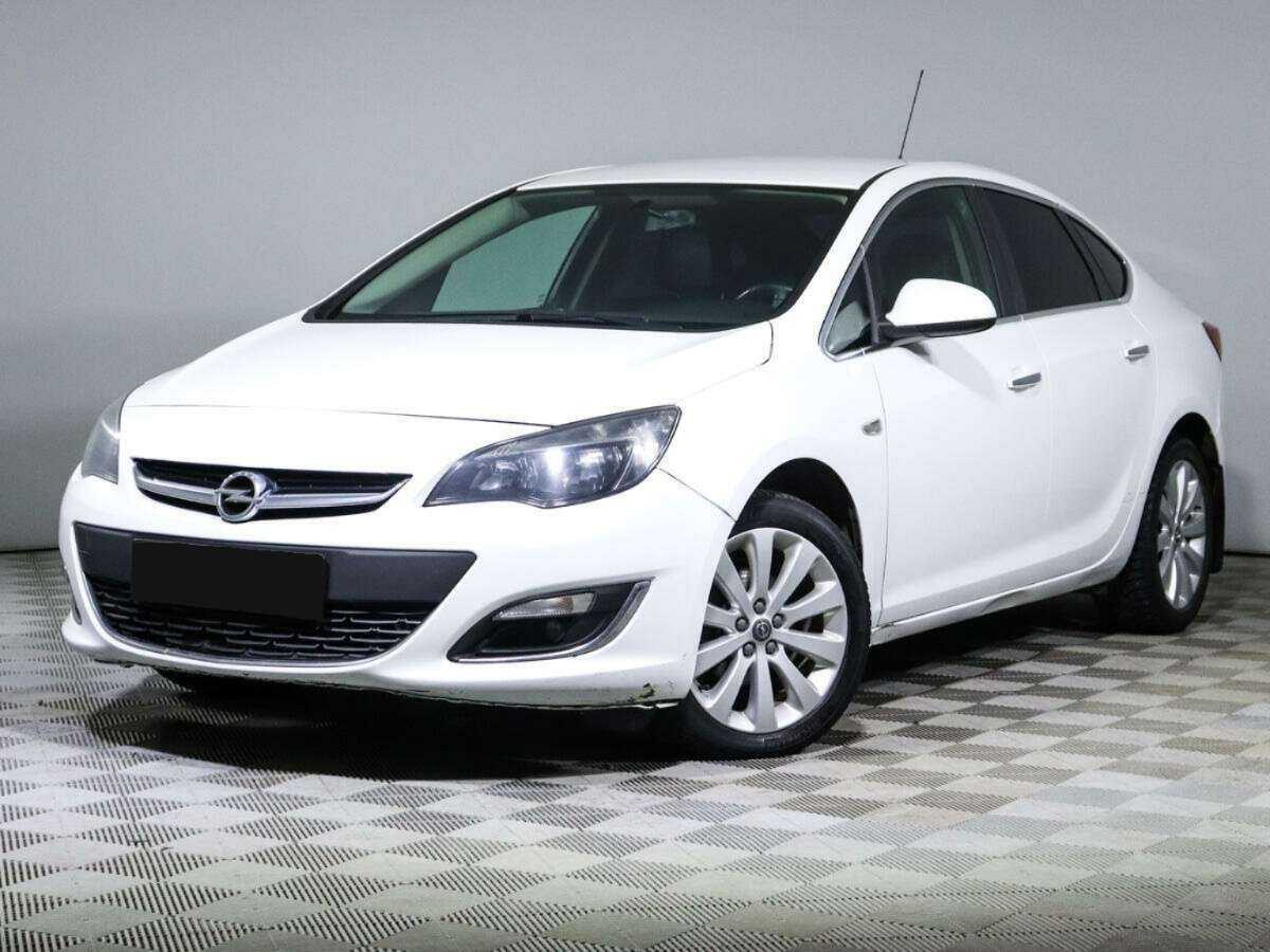 Opel Astra 2014 года с пробегом. Фото: #0