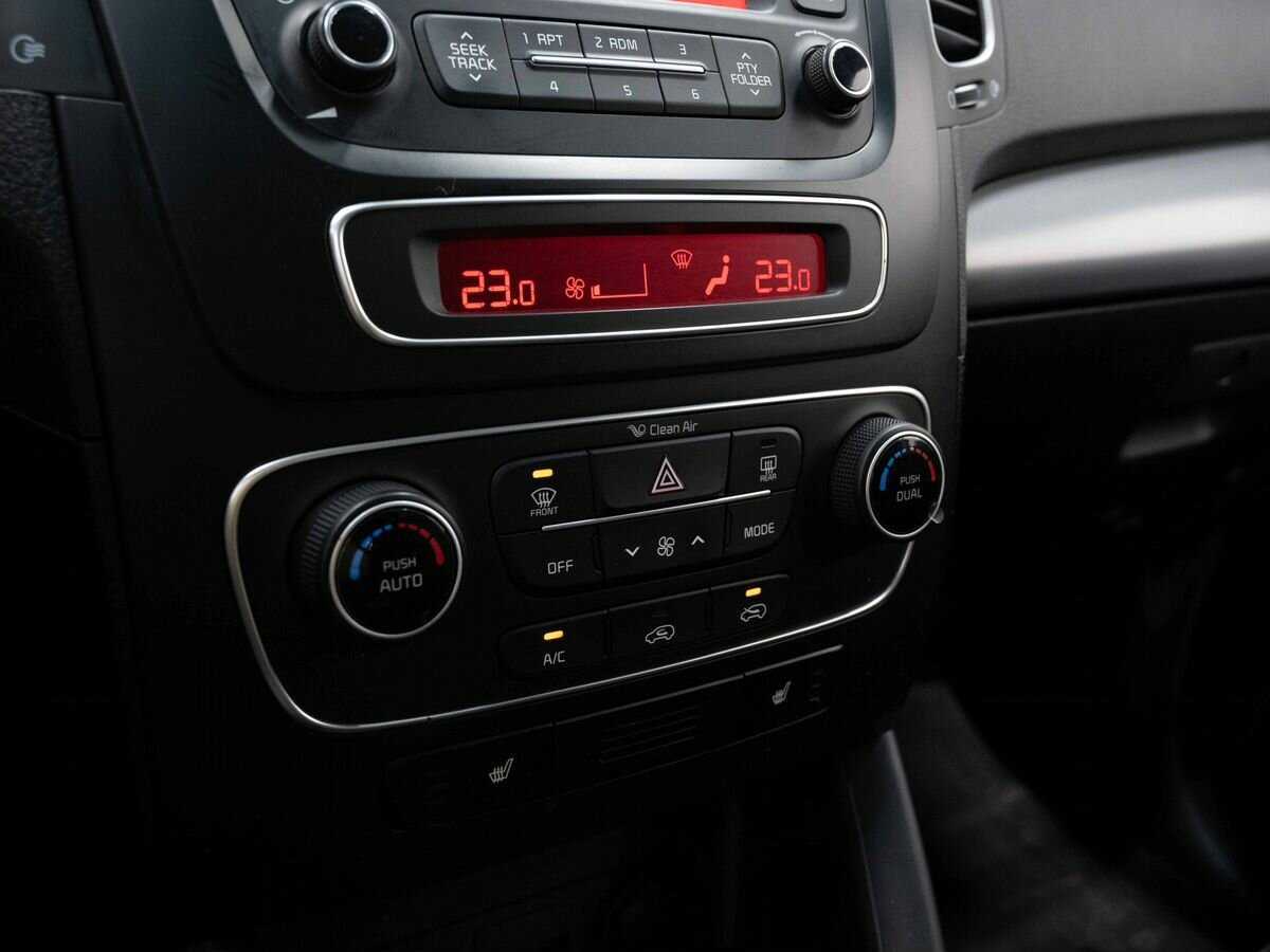 Kia Sorento 2014 года с пробегом. Фото: #22