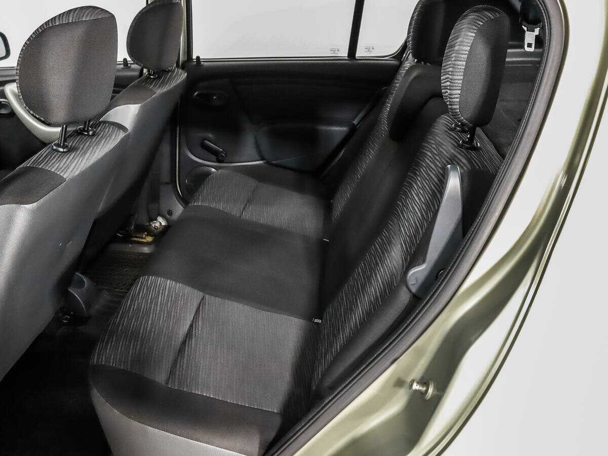 Renault Sandero 2013 года с пробегом. Фото: #9