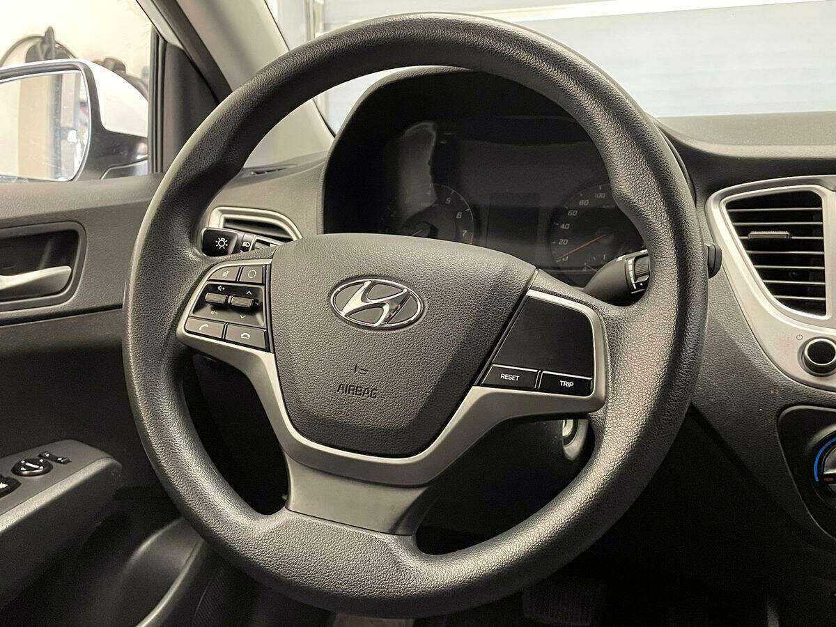 Hyundai Solaris 2020 года с пробегом. Фото: #9