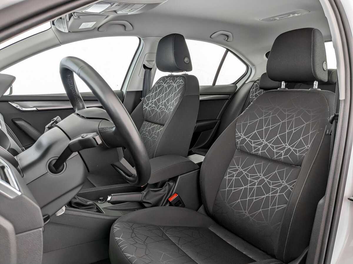 Skoda Octavia 2019 года с пробегом. Фото: #15