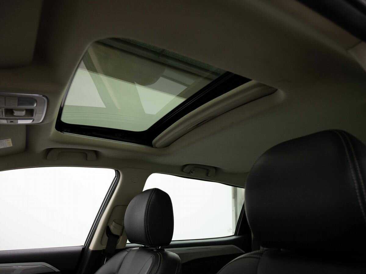 Geely Emgrand X7 2019 года с пробегом. Фото: #20