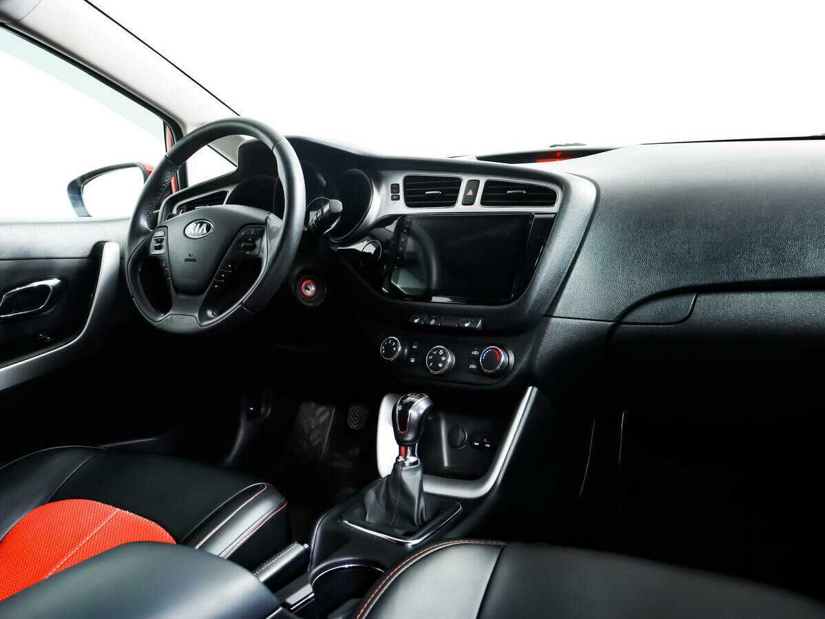 Kia Ceed 2015 года с пробегом. Фото: #6