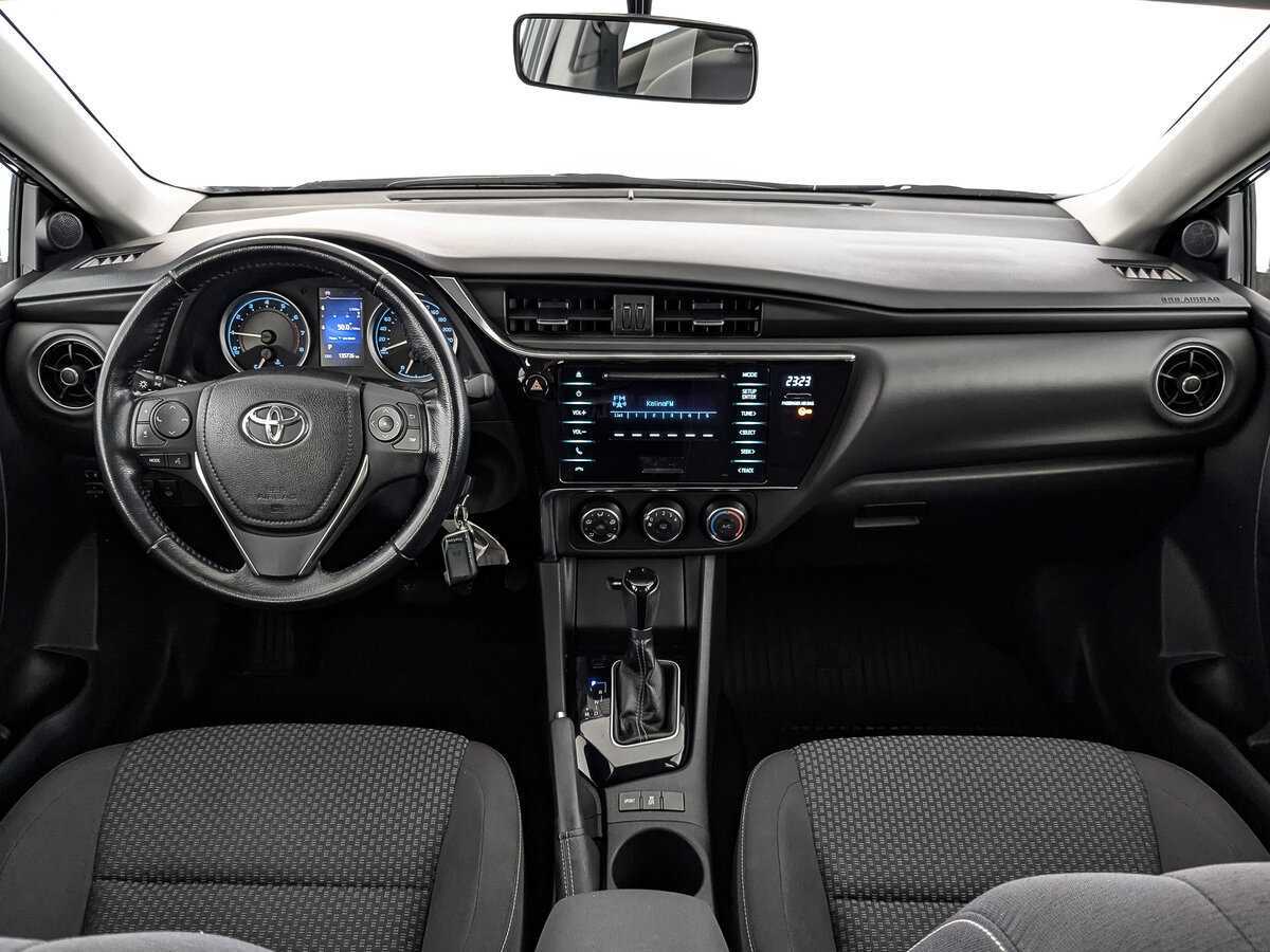 Toyota Corolla 2017 года с пробегом. Фото: #9