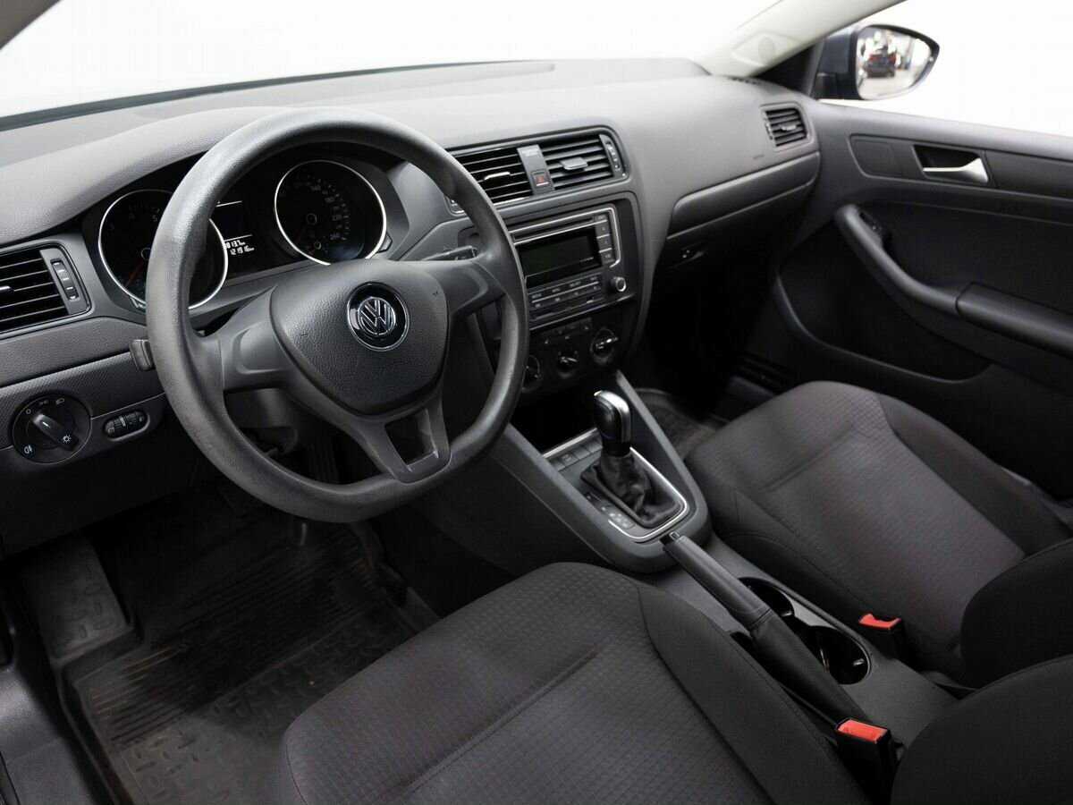 Volkswagen Jetta 2015 года с пробегом. Фото: #6