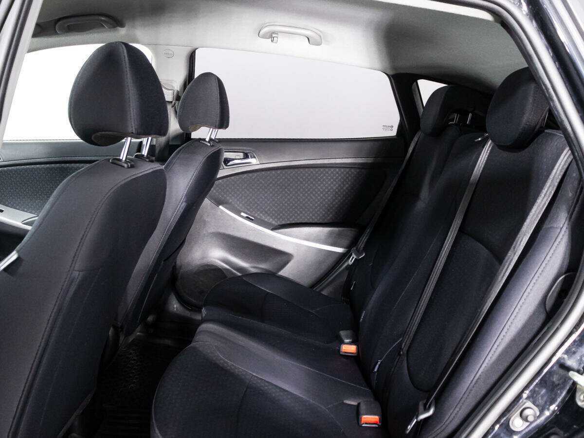 Hyundai Solaris 2012 года с пробегом. Фото: #8