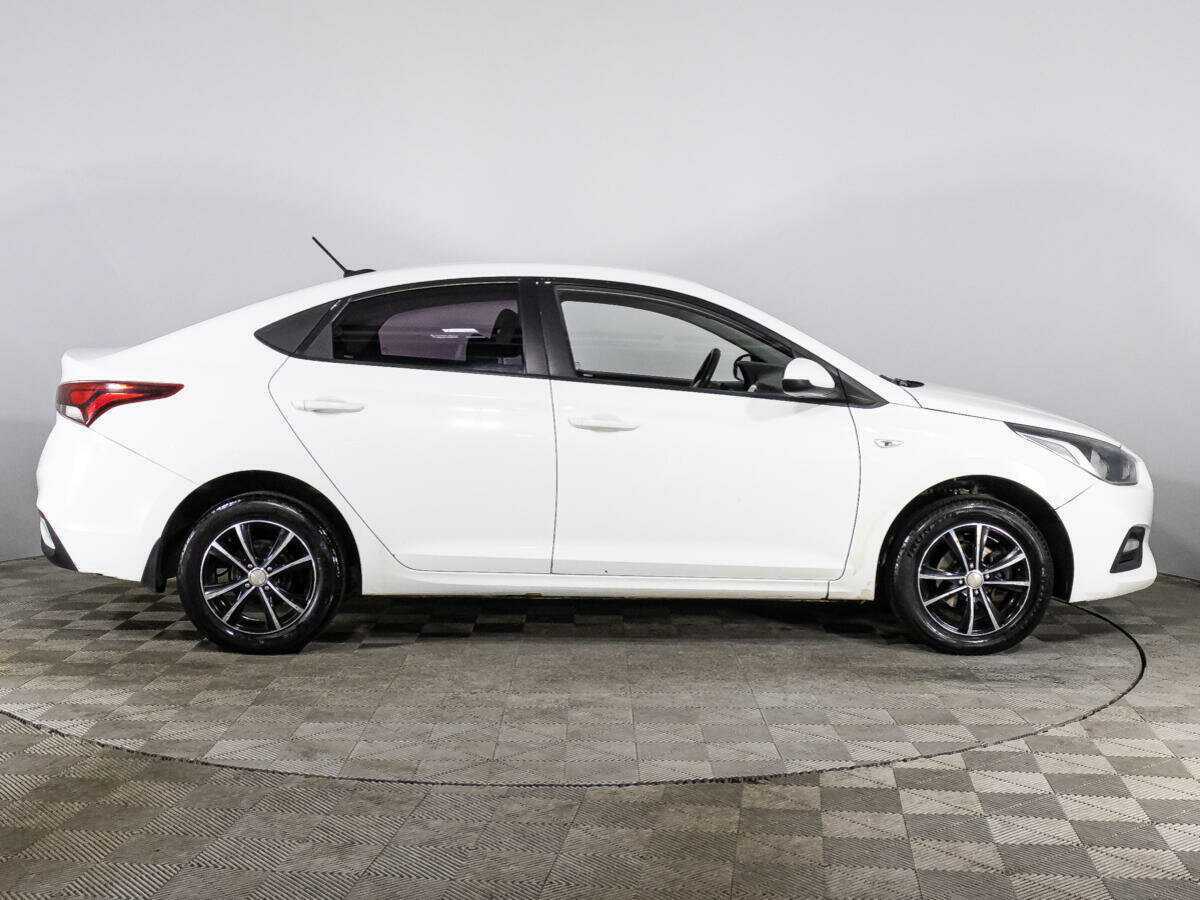 Hyundai Solaris 2017 года с пробегом. Фото: #3