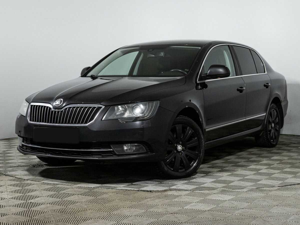 Skoda Superb 2013 года с пробегом. Посмотреть фото