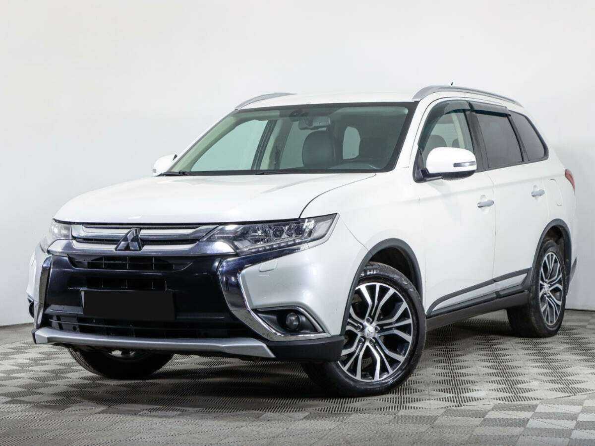 Mitsubishi Outlander 2016 года с пробегом. Фото: #0