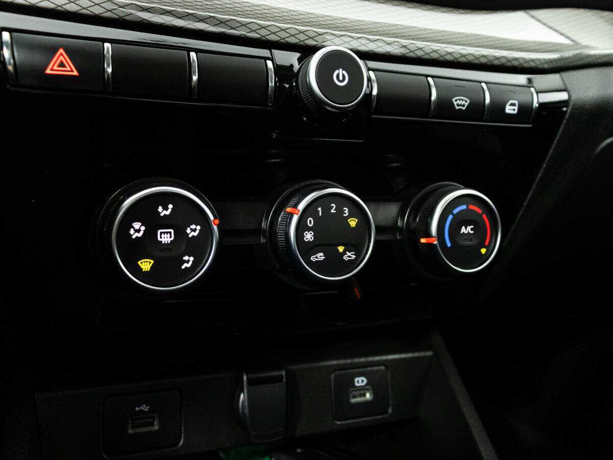 Lada (ВАЗ) Vesta 2023 года с пробегом. Фото: #16