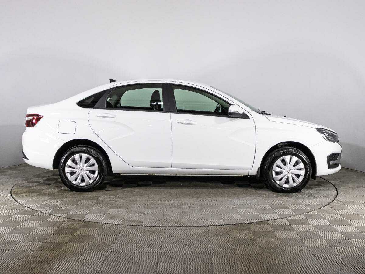 Lada (ВАЗ) Vesta 2023 года с пробегом. Фото: #3