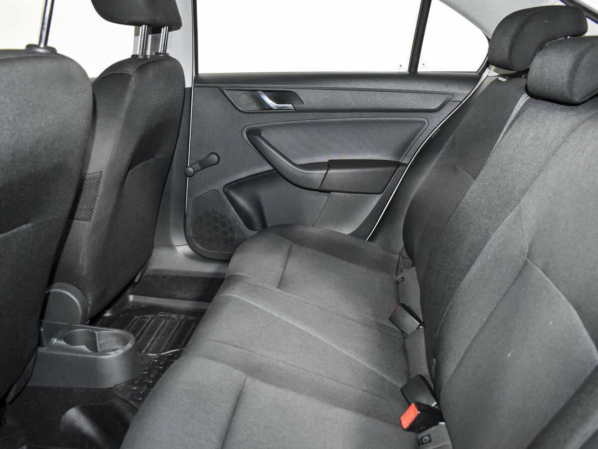 Skoda Rapid 2017 года с пробегом. Фото: #15