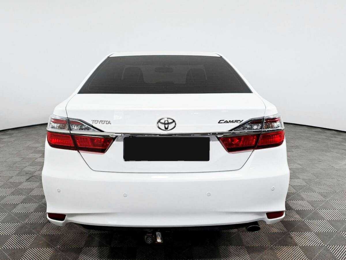 Toyota Camry 2015 года с пробегом. Фото: #4