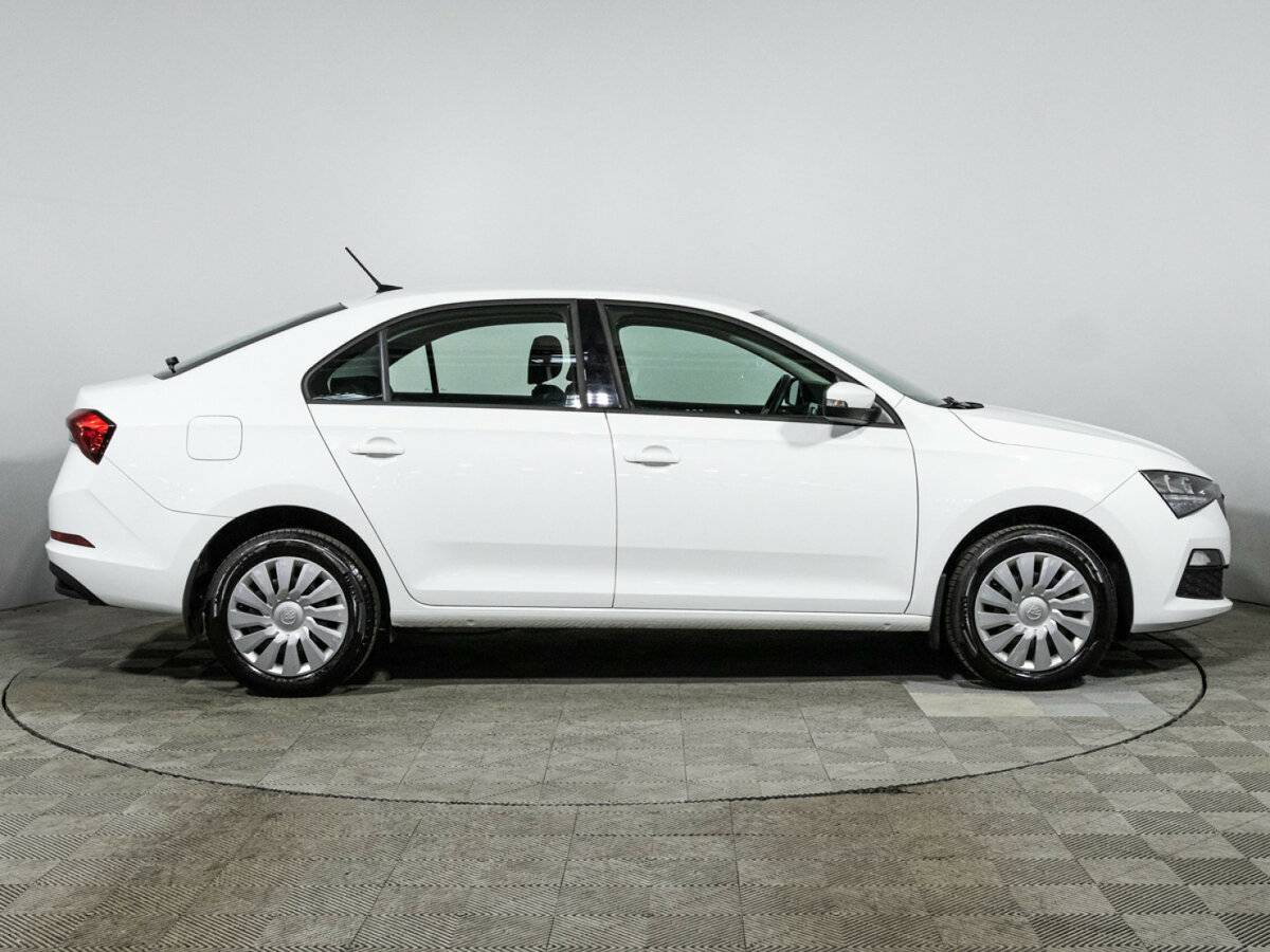 Skoda Rapid 2022 года с пробегом. Фото: #3