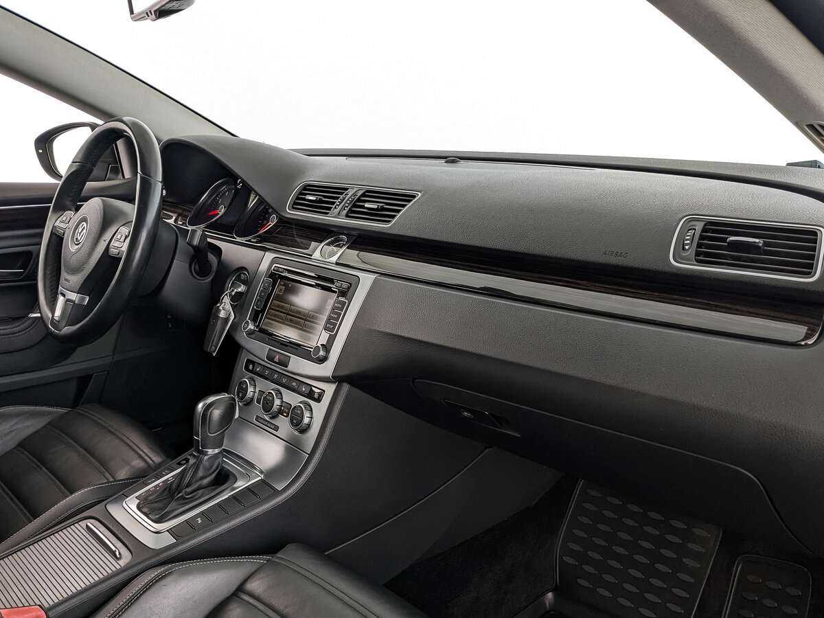 Volkswagen Passat CC 2013 года с пробегом. Фото: #10