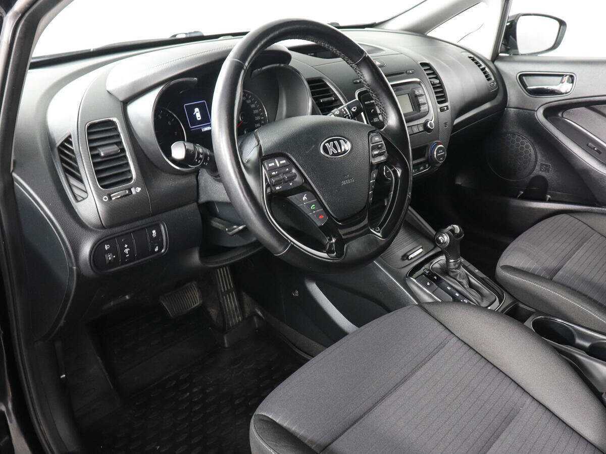 Kia Cerato 2018 года с пробегом. Фото: #4