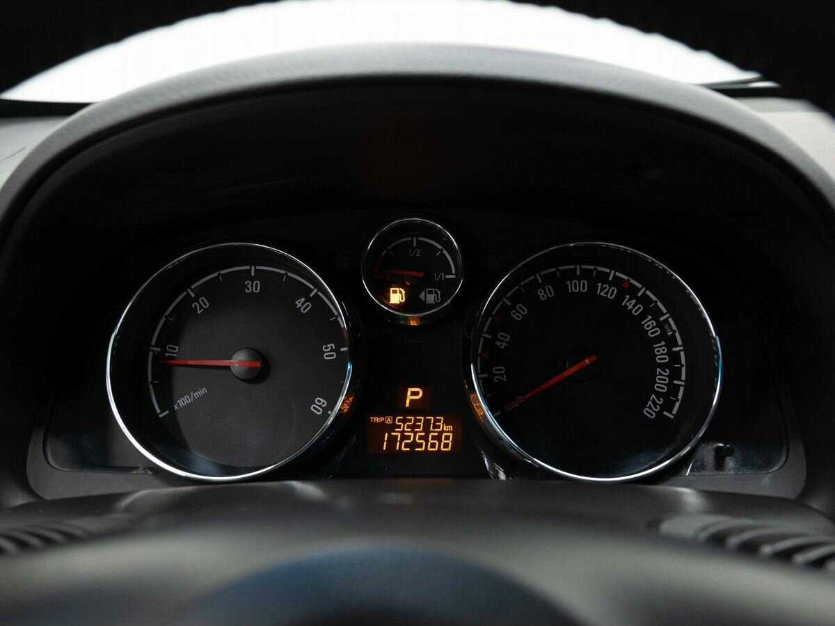 Opel Antara 2015 года с пробегом. Фото: #17