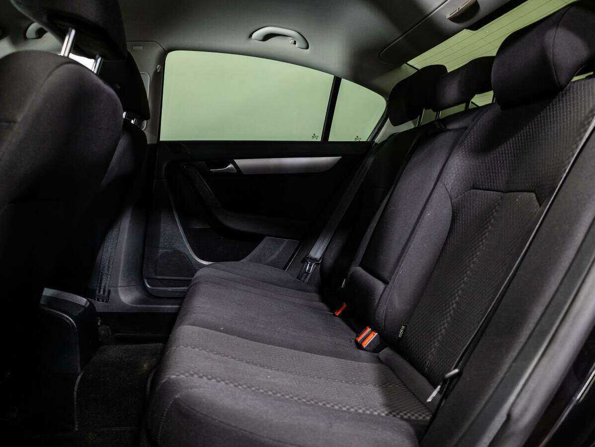 Volkswagen Passat 2013 года с пробегом. Фото: #7