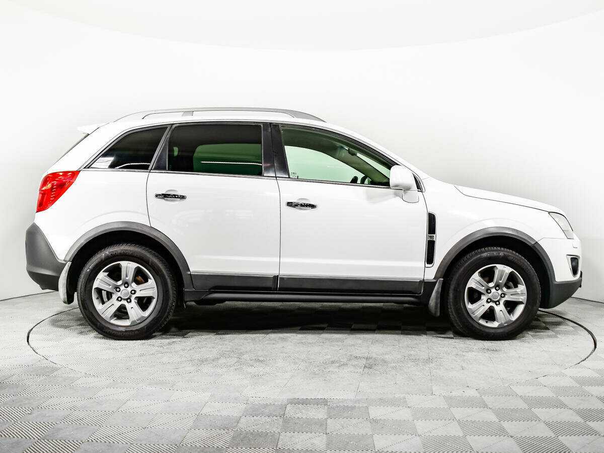 Opel Antara 2012 года с пробегом. Фото: #3