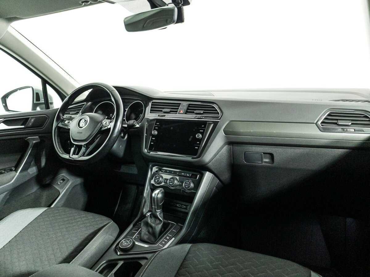 Volkswagen Tiguan 2018 года с пробегом. Фото: #8