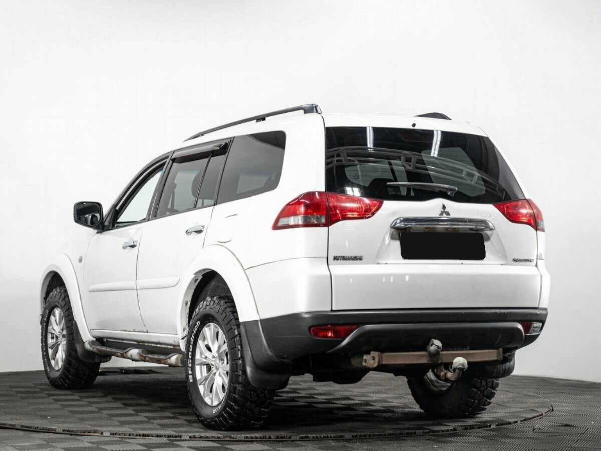 Mitsubishi Pajero Sport 2014 года с пробегом. Фото: #5