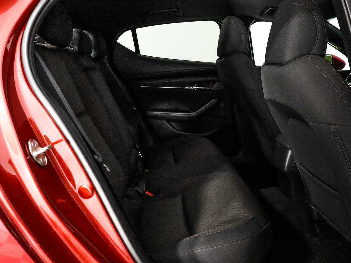 Mazda 3 2019 года с пробегом. Фото: #10