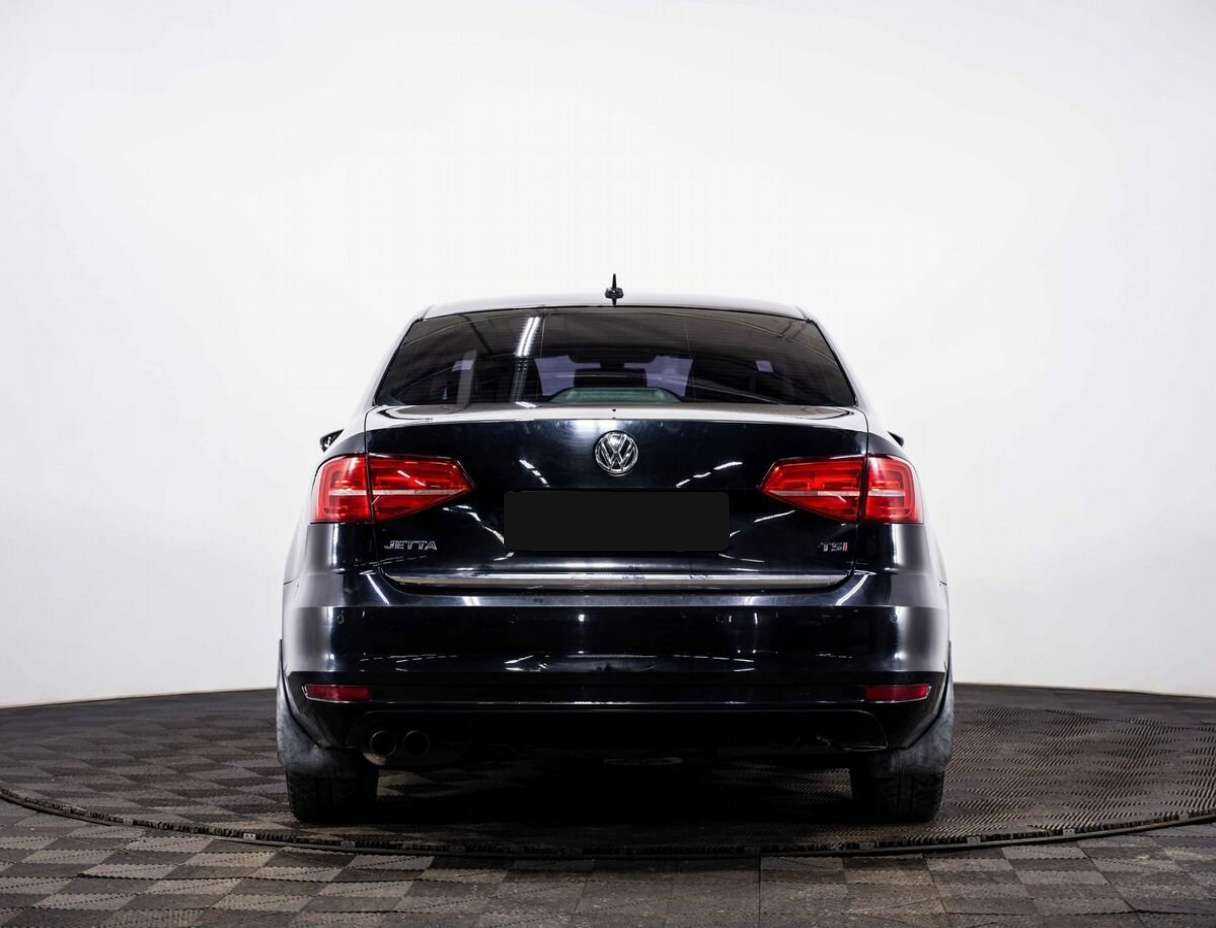 Volkswagen Jetta 2016 года с пробегом. Фото: #4