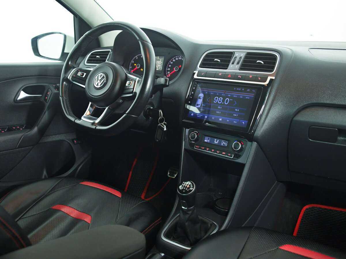 Volkswagen Polo 2018 года с пробегом. Фото: #9