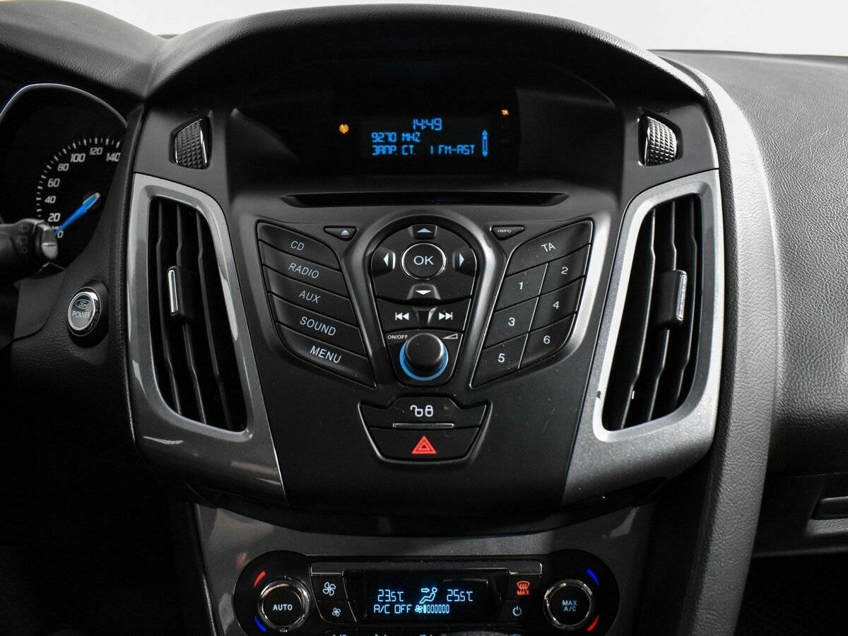 Ford Focus 2013 года с пробегом. Фото: #15