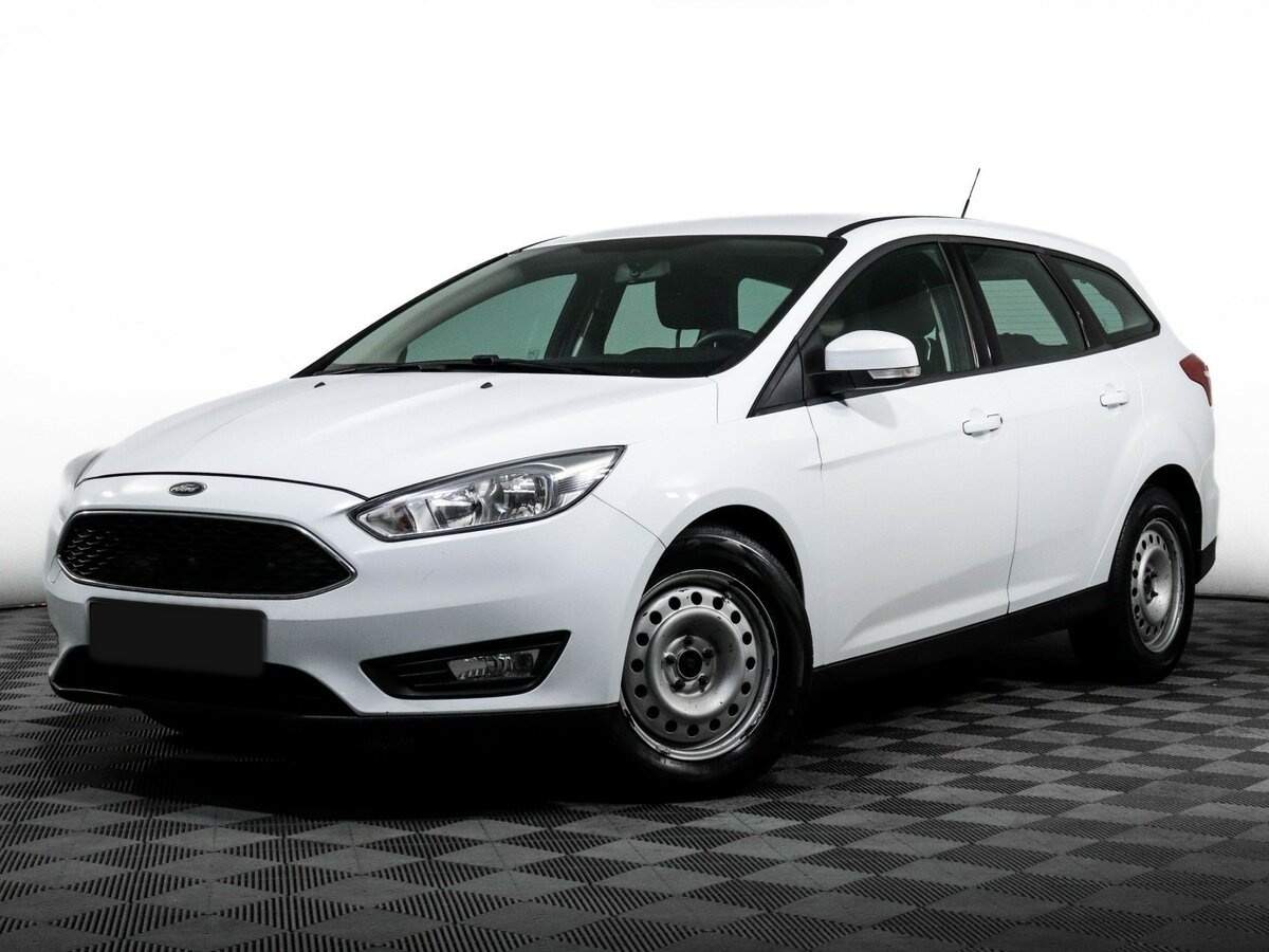 Ford Focus 2018 года с пробегом. Посмотреть фото