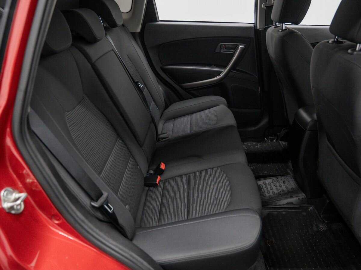 FAW Besturn X80 2018 года с пробегом. Фото: #8