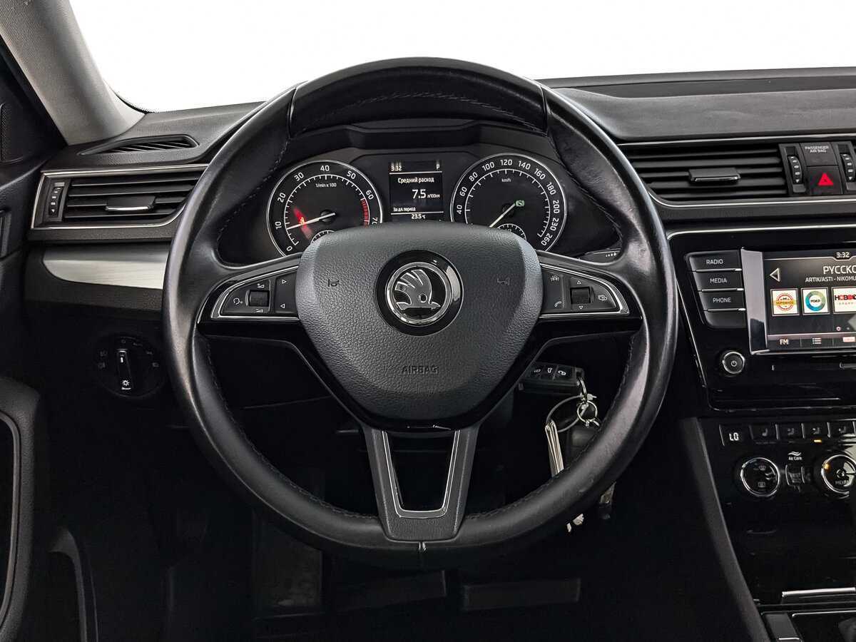 Skoda Superb 2018 года с пробегом. Фото: #17