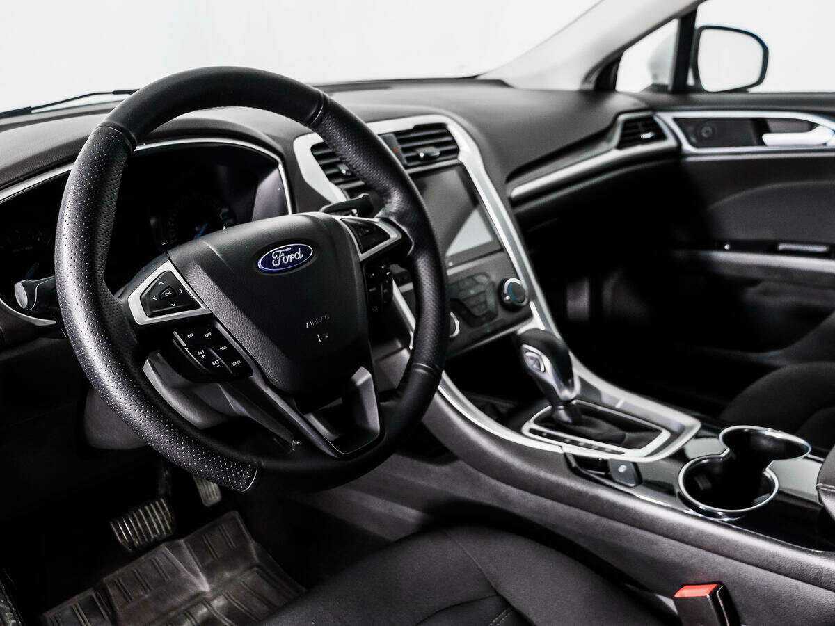 Ford Mondeo 2016 года с пробегом. Фото: #8