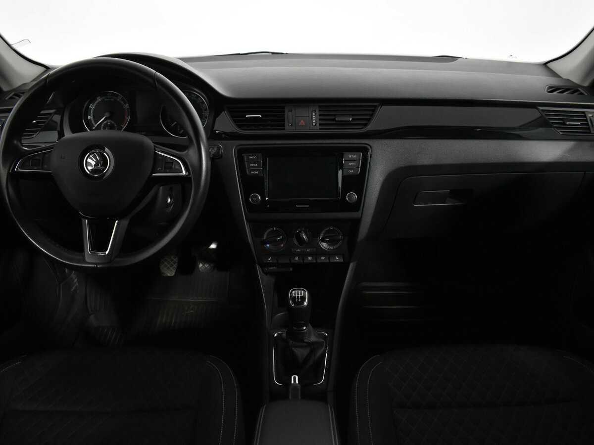 Skoda Rapid 2018 года с пробегом. Фото: #10