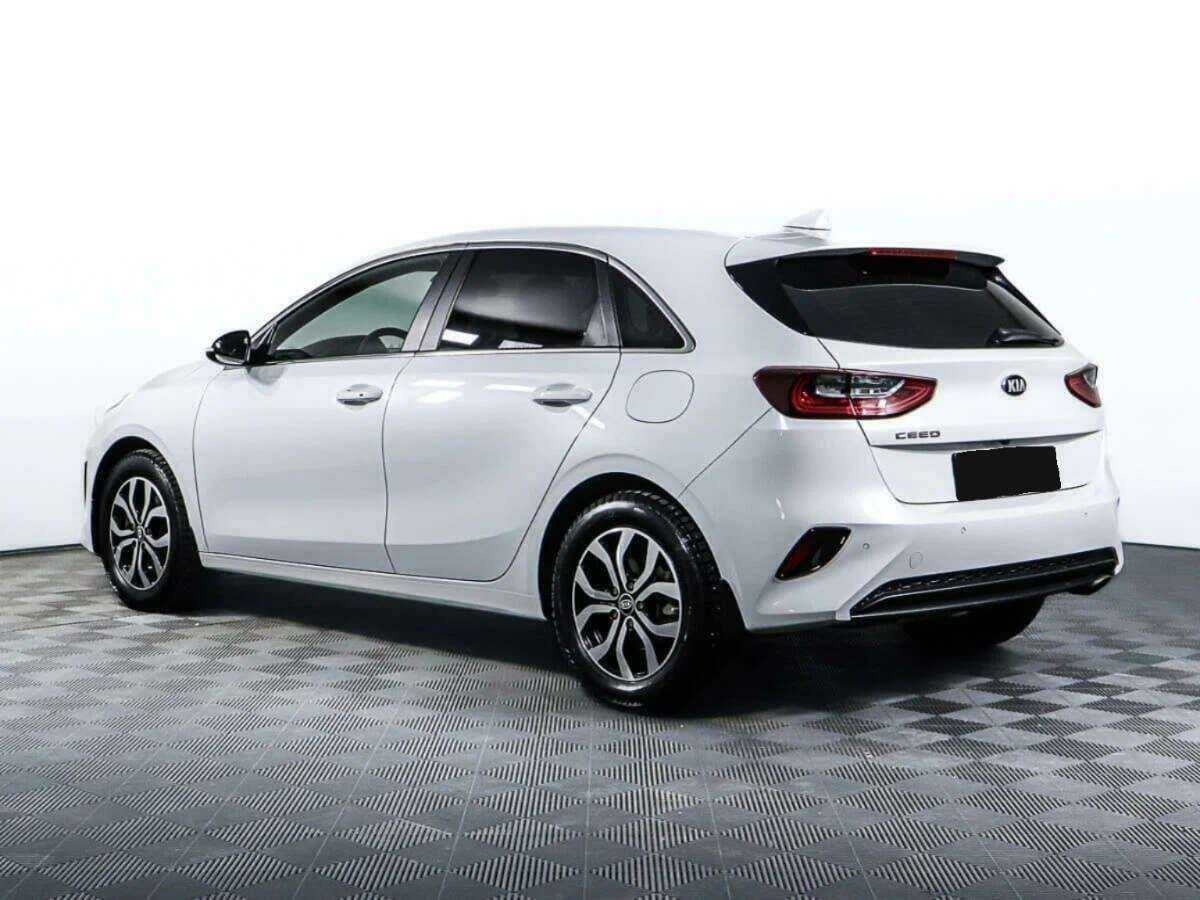 Kia Ceed 2019 года с пробегом. Фото: #5