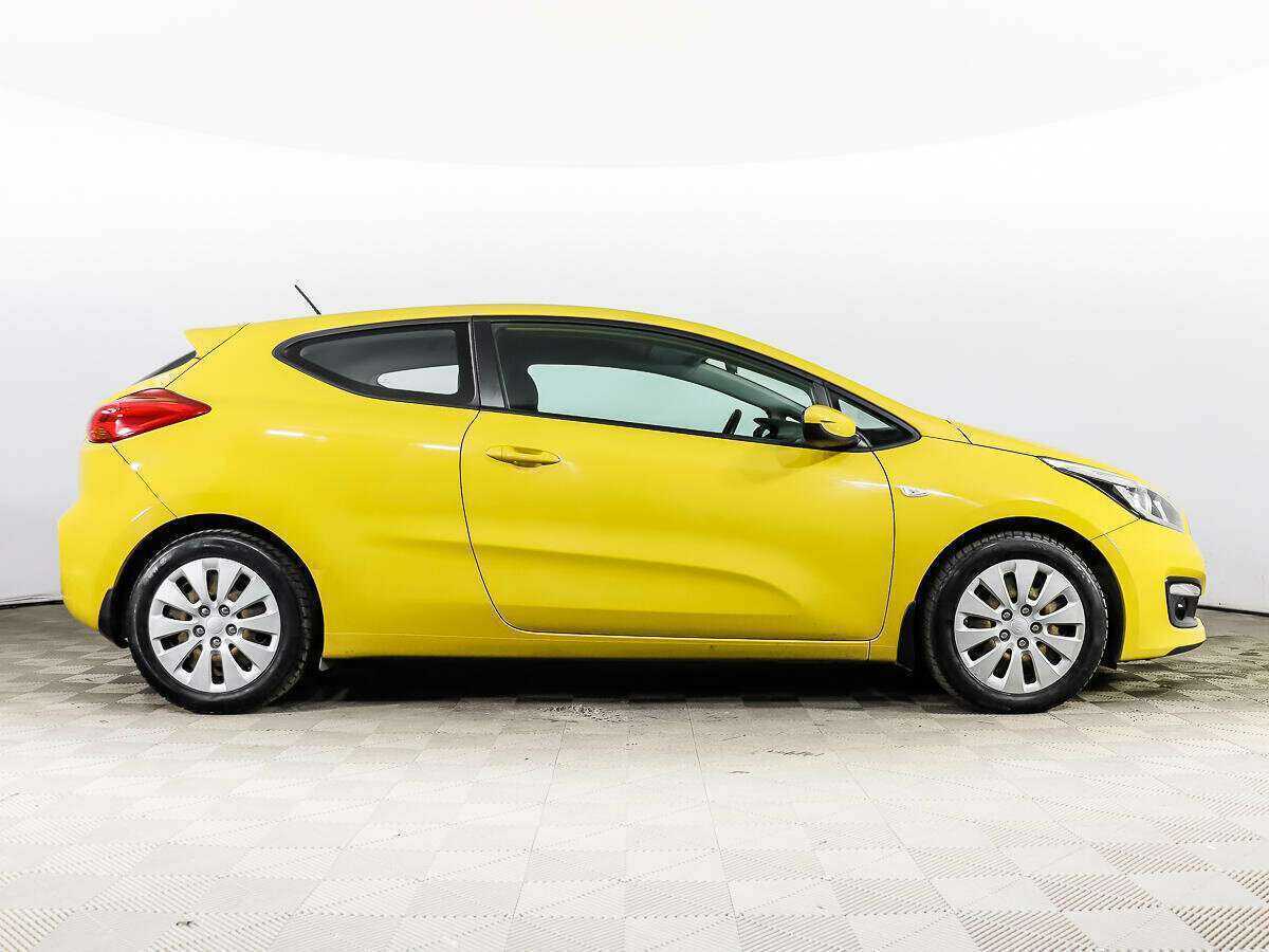 Kia Ceed 2015 года с пробегом. Фото: #3